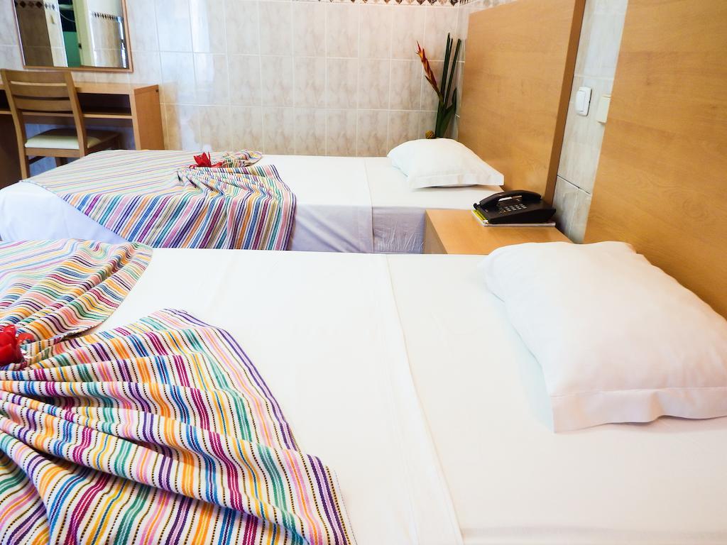 Hotel Avenida Сао Томе Стая снимка